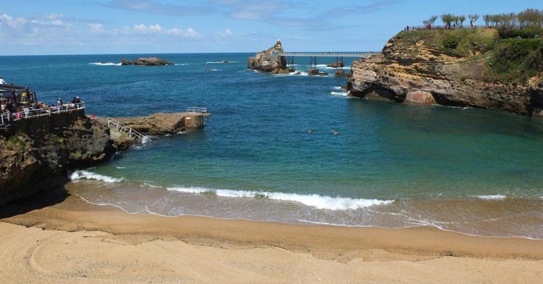 T3 centre proche plage avec parking privatif Biarritz Extérieur photo